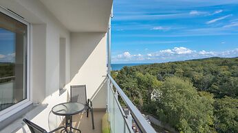 Studio With Sea View Gdynia by Renters