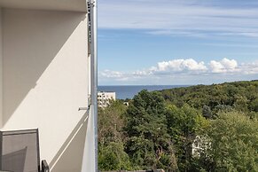 Studio With Sea View Gdynia by Renters