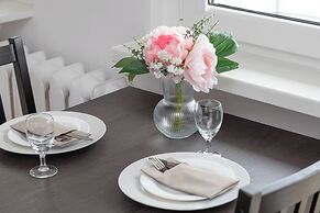 Studio With Sea View Gdynia by Renters