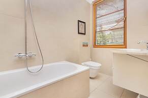 Spacious Sopot Apartment by Renters