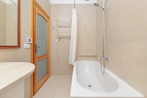 Spacious Sopot Apartment by Renters