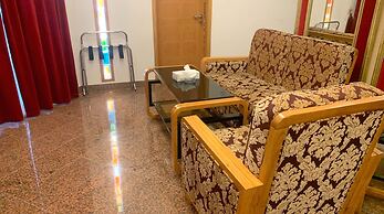 OYO 153 Qurum Heights Hotel