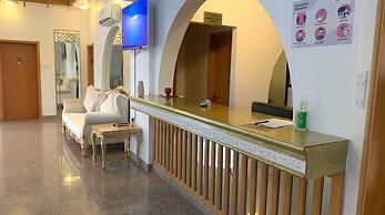 OYO 153 Qurum Heights Hotel