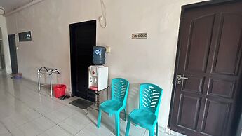 SPOT ON 92890 Losmen Bahalap Syariah MarabahanNearSiring Marabahan (Ul