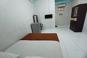 SPOT ON 92890 Losmen Bahalap Syariah MarabahanNearSiring Marabahan (Ul