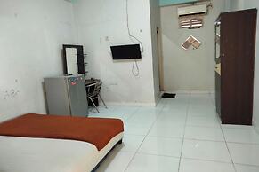 SPOT ON 92890 Losmen Bahalap Syariah MarabahanNearSiring Marabahan (Ul