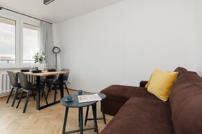 Apartment 1 km to Old Town by Renters