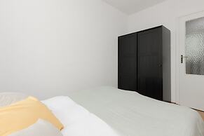 Apartment 1 km to Old Town by Renters