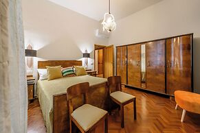 Angelico 3 bedrooms by Mmega