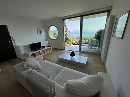 Verbano Boutique Apartment in Meina With Lake View