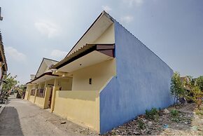 SPOT ON 92902 Sunyoto Homestay Syariah