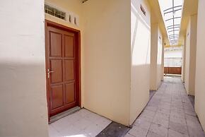 SPOT ON 92902 Sunyoto Homestay Syariah