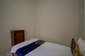 SPOT ON 92902 Sunyoto Homestay Syariah