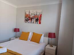 Red Door Malt - Huku Kwetu (Dunstable)