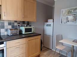 Red Door Malt - Huku Kwetu (Dunstable)