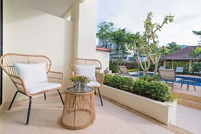 Hill Myna Holiday Park & Cafe