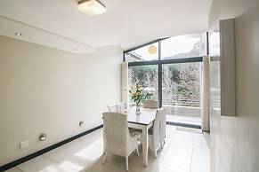 Three Bedroom Apartment in Camps Bay