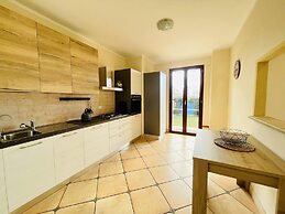 Countryside Villa With Private Pool and sea View