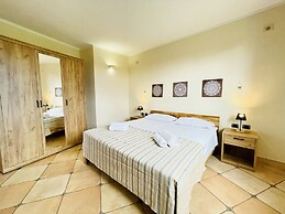 Countryside Villa With Private Pool and sea View