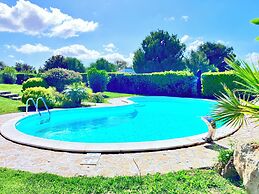 Countryside Villa With Private Pool and sea View