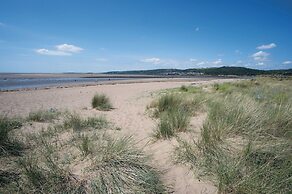 Swn Y Mor - 4 Bedroom - Llanelli