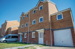 Swn Y Mor - 4 Bedroom - Llanelli