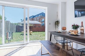 Swn Y Mor - 4 Bedroom - Llanelli