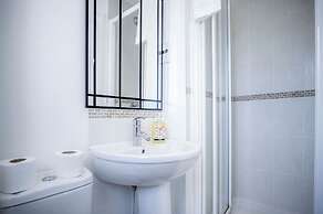 Swn Y Mor - 4 Bedroom - Llanelli