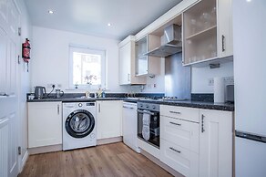 Swn Y Mor - 4 Bedroom - Llanelli