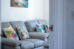 Swn Y Mor - 4 Bedroom - Llanelli