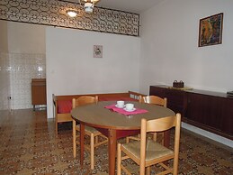 Villa With Garden in a Quiet Place 500m From the sea