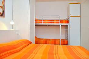 Comfortable Apartment Overlooking the sea