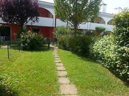 Lovely Flat With Swimming Pool and AC