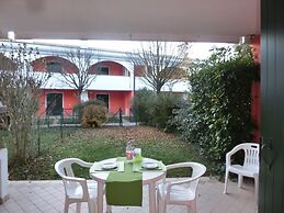 Lovely Flat With Swimming Pool and AC