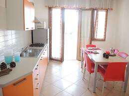 Colorful Modern Flat Next to the Beach - Beahost