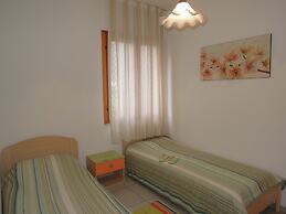 Villa With Garden Close to Bibione Beach - Beahost