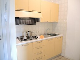 Modern Flat With Terrace - Beahost Rentals