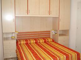 Modern Flat With Terrace - Beahost Rentals