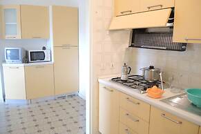 Modern Flat With Terrace - Beahost Rentals