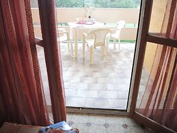 Modern Flat With Terrace - Beahost Rentals