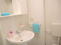 Modern Flat With Terrace - Beahost Rentals