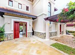 Pristine Bay Villas
