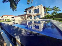 Pristine Bay Villas