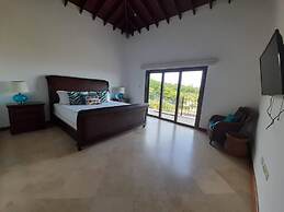 Pristine Bay Villas