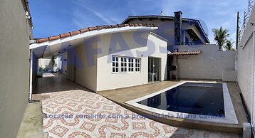 CASA PÉ NA AREIA COM PISCINA A 10mts