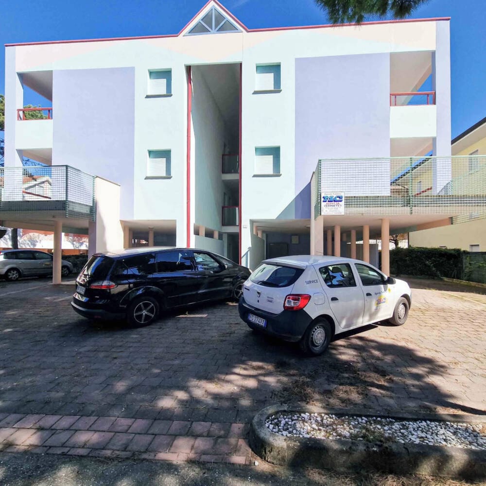 Great Accommodation With Balcony