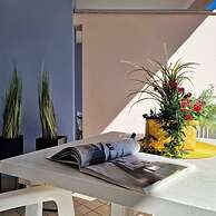 Great Accommodation With Balcony