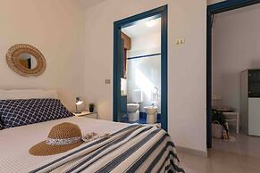 Great Accommodation With Balcony