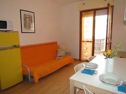 Extra Comfort in a Renovated Flat for 6