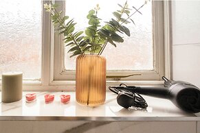 New Manchester Getaway Home